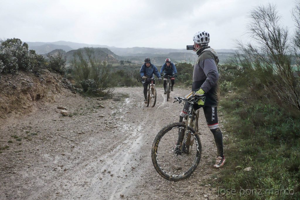 Salida Club Ciclista por Monegros